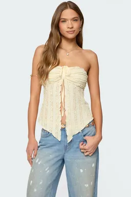 Top strapless texturizado con volados de Edikted en Tops para argentina