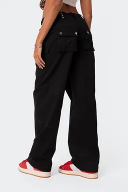 Pantalones cargo tiro bajo saphire de Edikted en Pantalones para argentina