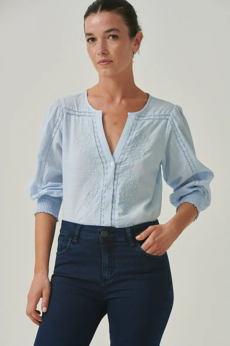 Camisa de manga larga de corte clásico y elegante diseño de Sweet en Camisas para argentina