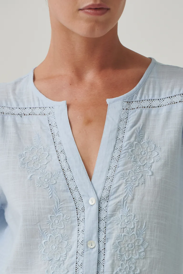 Camisa de manga larga de corte clásico y elegante diseño de Sweet en Camisas para argentina