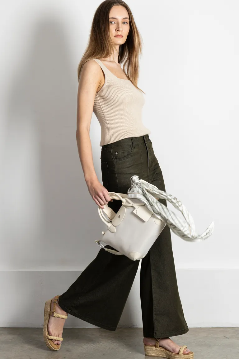 Cartera Blanca Minimalista y Espaciosa para Mujeres de Kill en Bolsos y Carteras para argentina