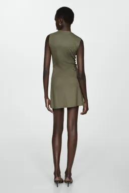 Vestido corto con botones de Mango en Vestidos para argentina