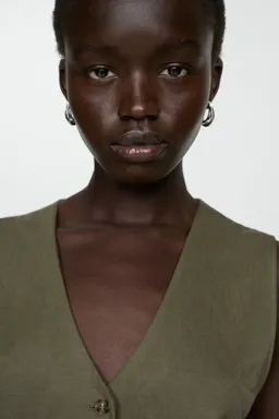 Vestido corto con botones de Mango en Vestidos para argentina