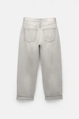 Jeans barrel tiro medio de Pull&Bear en Pantalones para argentina