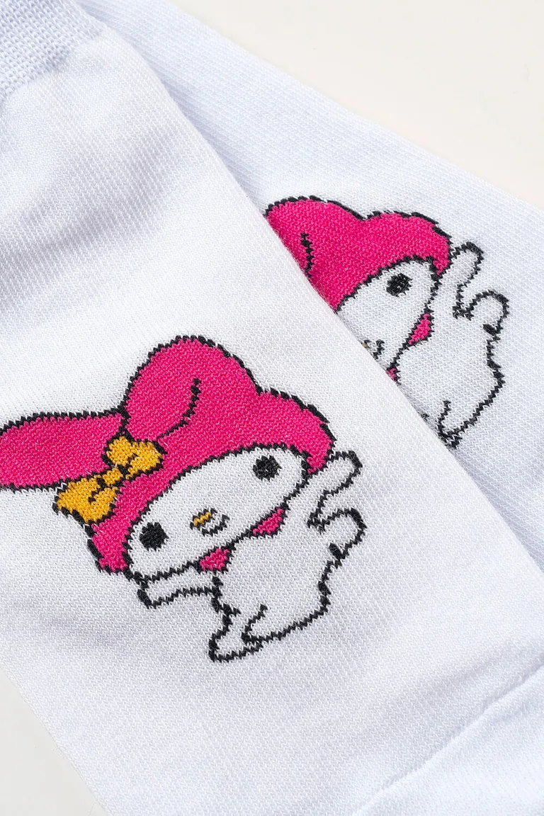 Medias con bordado de My Melody - Accesorio lindo y versátil para tu armario de 47 Street en Ropa Interior y Medias para argentina