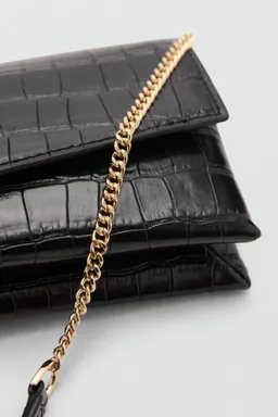 Bolso solapa efecto coco de Mango en Bolsos y Carteras para argentina