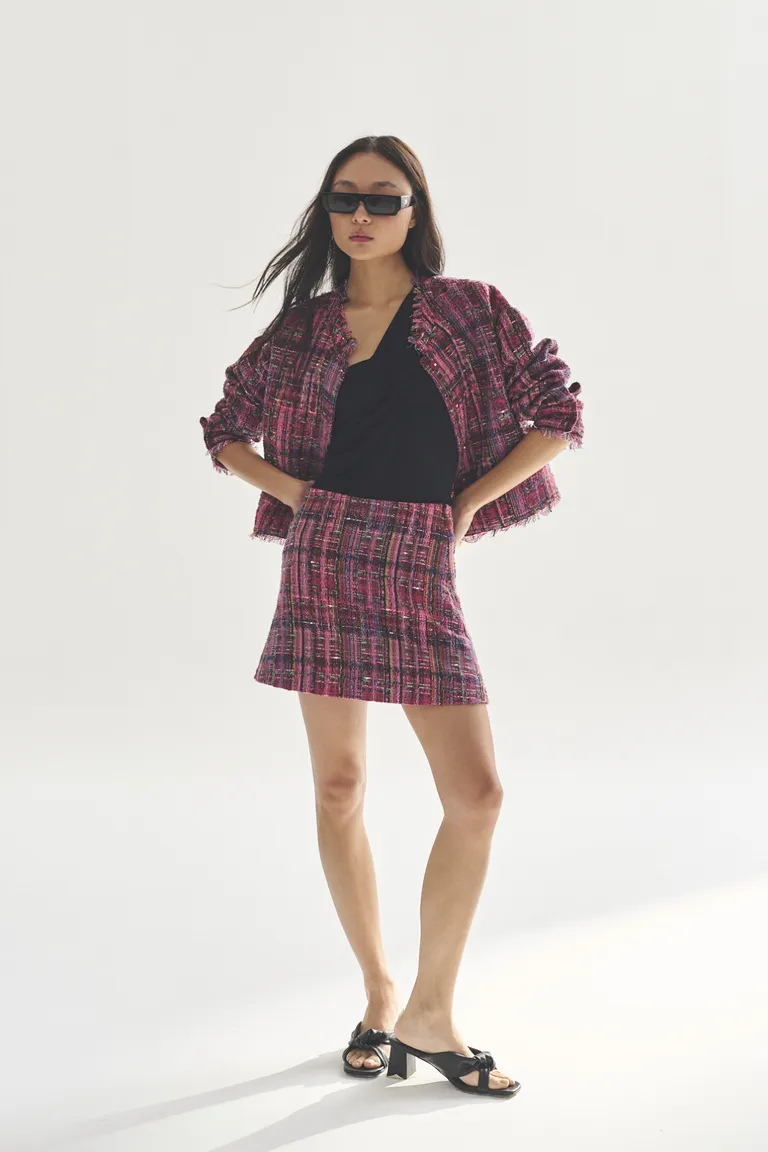 Falda estampada de diseño moderno y sofisticado para mujer de Akiabara en Faldas para argentina