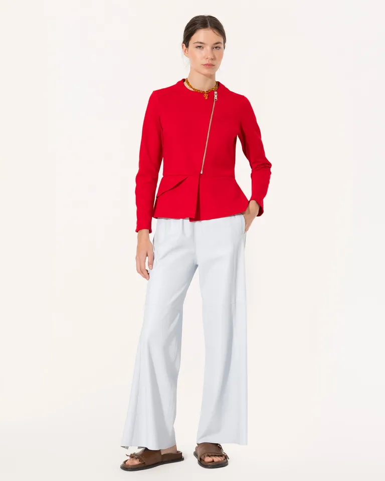 Chaqueta roja de diseño estructurado con volados para mujer de Jazmin Chebar en Chaquetas para argentina