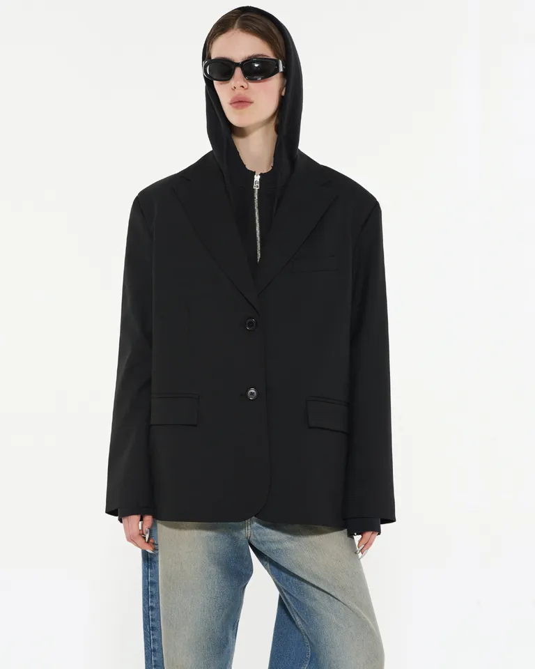 Saco sastrero negro oversize de corte recto y bolsillos con tapa para mujer de Ay Not Dead en Chaquetas para argentina