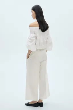 Blusa fruncida hombros descubiertos de Mango en Blusas para argentina