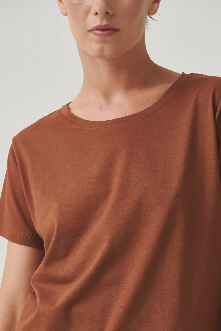 Remera clásica de algodón para mujer en tono naranja de Sweet en Remeras para argentina