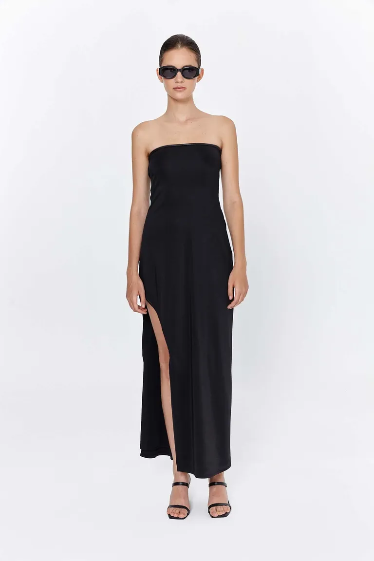 Vestido de microfibra negro con tajo lateral y largo modular de Naíma en Vestidos para argentina