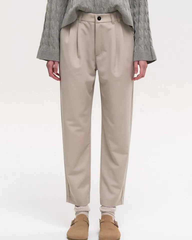 Pantalón babucha beige con detalles de doble presilla y bolsillo decorativo en la espalda de Sky en Pantalones para argentina