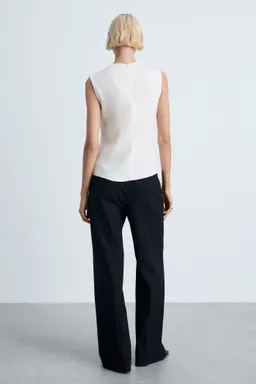 Blusa drapeada sin mangas de Mango en Blusas para argentina