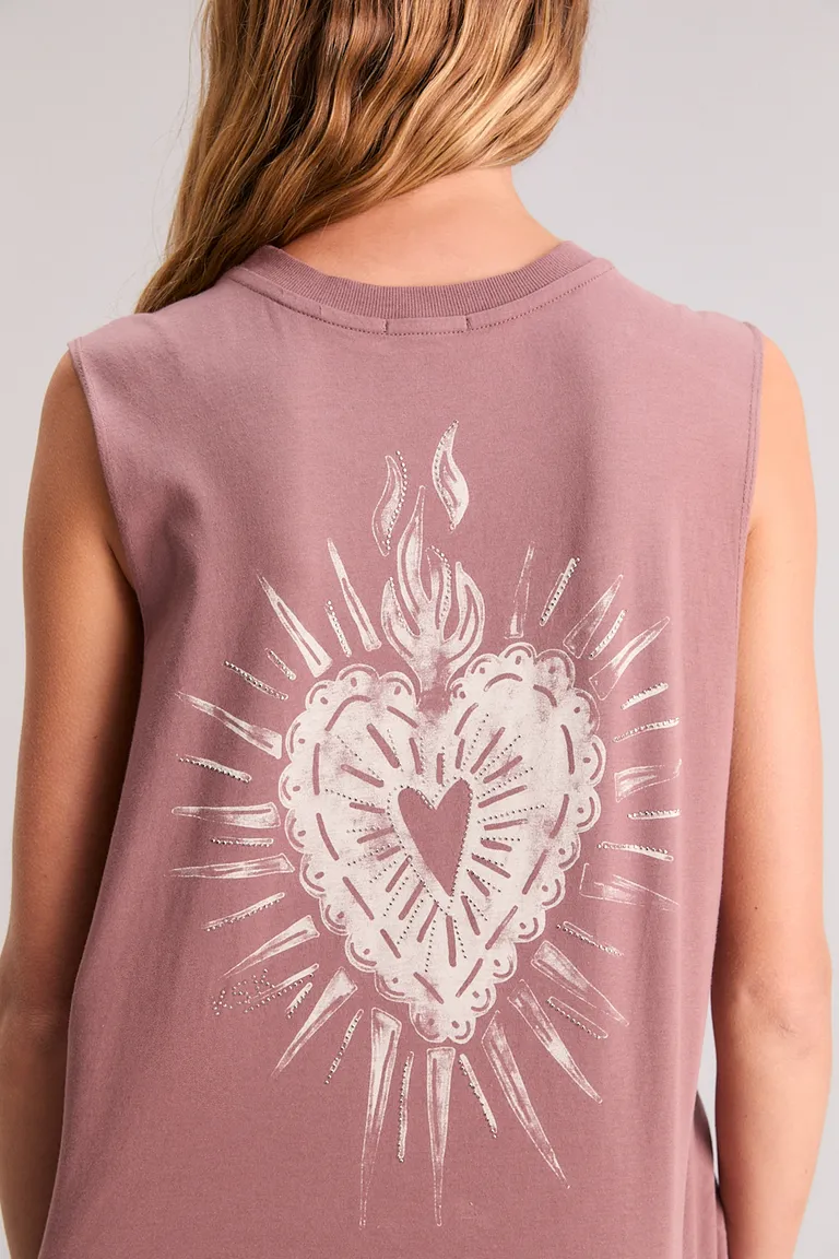 Remera sin mangas con estampa única y detalles decorativos de Kosiuko en Remeras para argentina