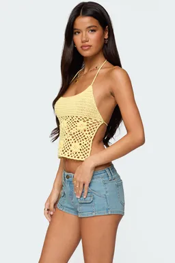 Top halter miel espalda crochet de Edikted en Tops para argentina