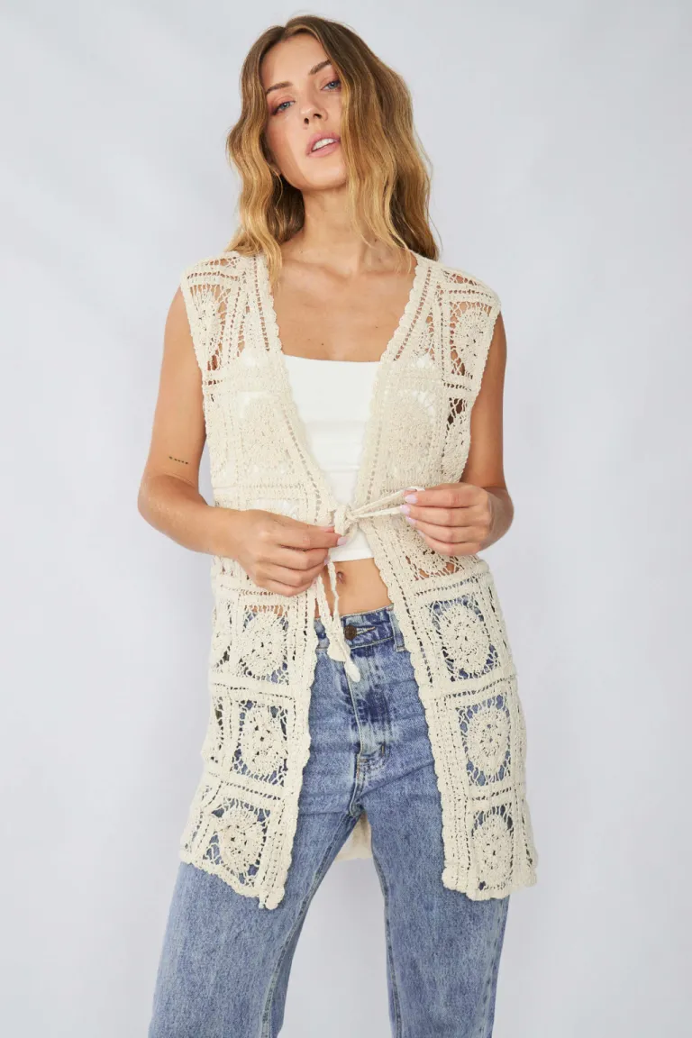 Chaleco de Crochet Tejido a Mano de Diseño Largo y Estilo Bohemio de Belle en Chalecos para argentina