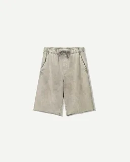 Bermuda baggy efecto lavado de Bershka en Bermudas y Shorts para argentina
