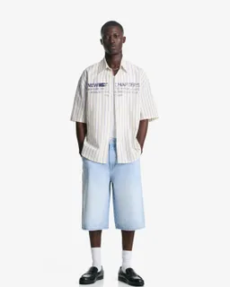 Camisa oversize manga corta estampada de Bershka en Camisas para argentina