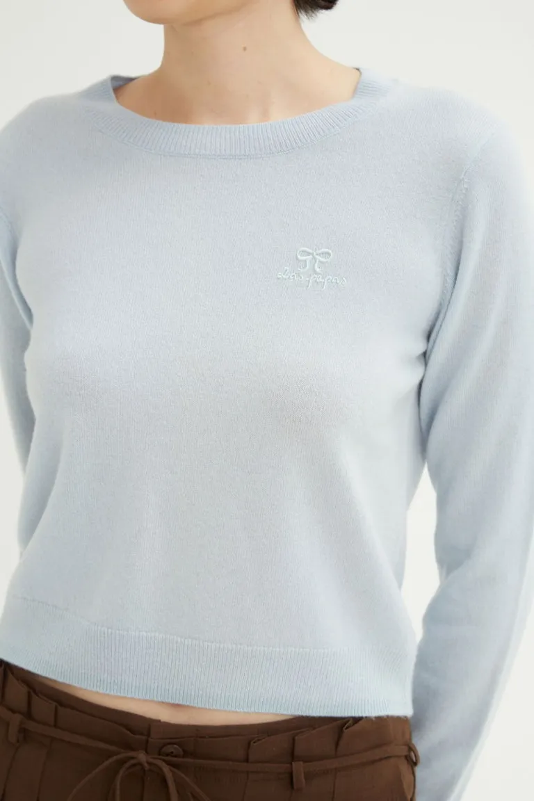 Sweater de cuello redondo con bordado lateral, corte recto y terminaciones en ribb de Las Pepas en Buzos y Sweaters para argentina