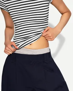 Remera cuello redondo manga corta de Bershka en Remeras para argentina