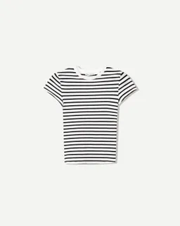 Remera cuello redondo manga corta de Bershka en Remeras para argentina
