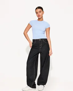 Remera cuello redondo manga corta de Bershka en Remeras para argentina