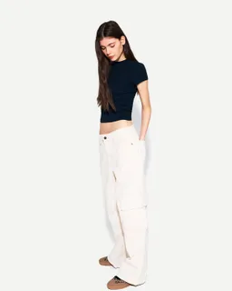Remera cuello redondo manga corta de Bershka en Remeras para argentina