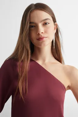 Vestido asimétrico abertura de Mango Teen en Vestidos para argentina
