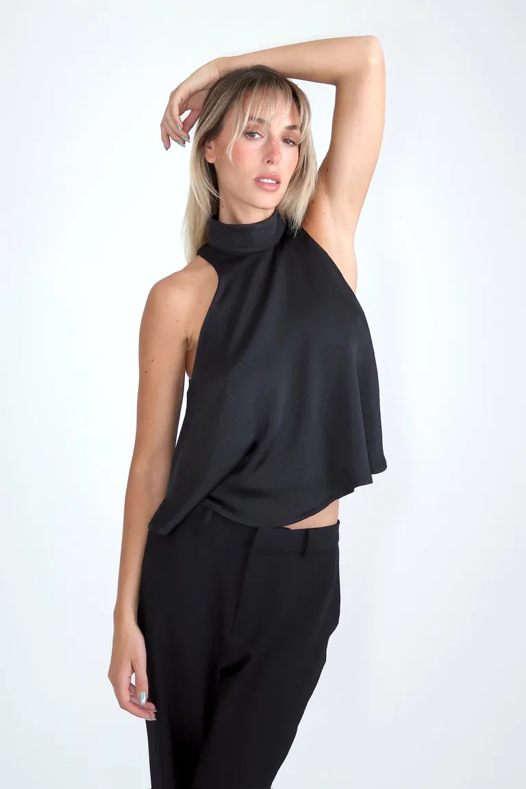 Top de cuello alto y escote halter confeccionado en satén y crepe con botones metálicos en la espalda de Naíma en Tops para argentina