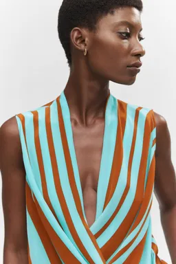 Blusa cruzada rayada de Mango en Blusas para argentina