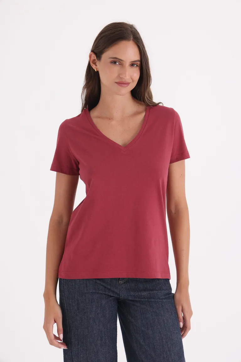 Remera de corte clásico con cuello en V y mangas cortas para uso diario de Yagmour en Remeras para argentina