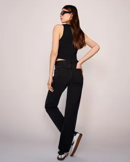 Jeans mom tiro alto confort de Bershka en Pantalones para argentina