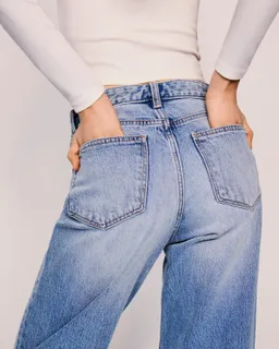 Jeans mom tiro alto confort de Bershka en Pantalones para argentina