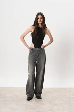 Jean denim baggy tanner gris de Magda en Pantalones para argentina