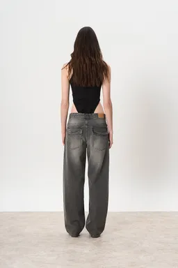 Jean denim baggy tanner gris de Magda en Pantalones para argentina