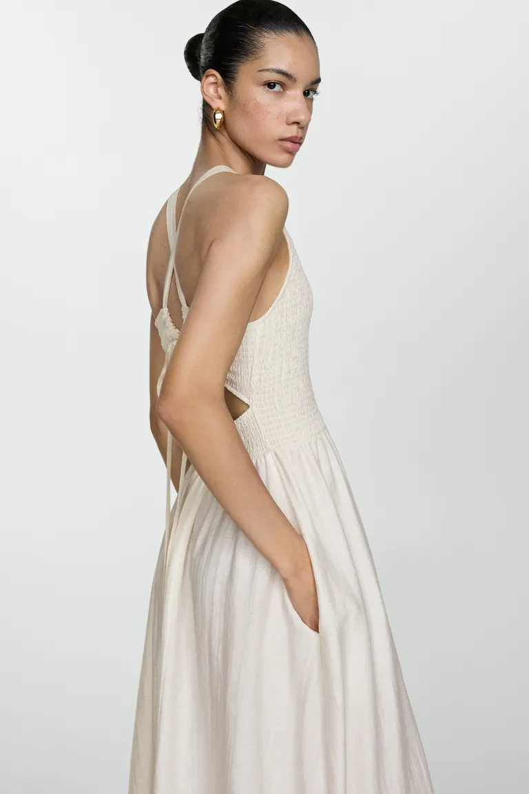 Vestido evasé fruncido de Mango en Vestidos para argentina