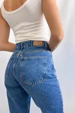 jean mom aris de Aime en Pantalones para argentina