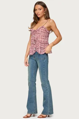 Jeans mattea acampanados tiro bajo de Edikted en Pantalones para argentina