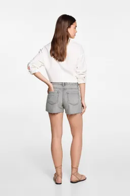 Shorts bordado con abalorios de Mango Teen en Shorts para argentina