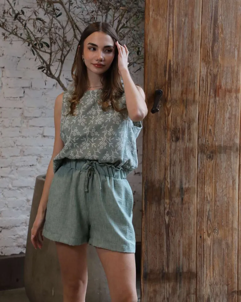 Shorts de lino melange con bolsillos y cintura elástica con lazo de Hesed en Shorts para argentina