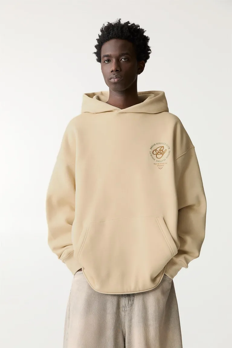 Sudadera capucha tenis de Pull&Bear en Buzos y Sweaters para argentina