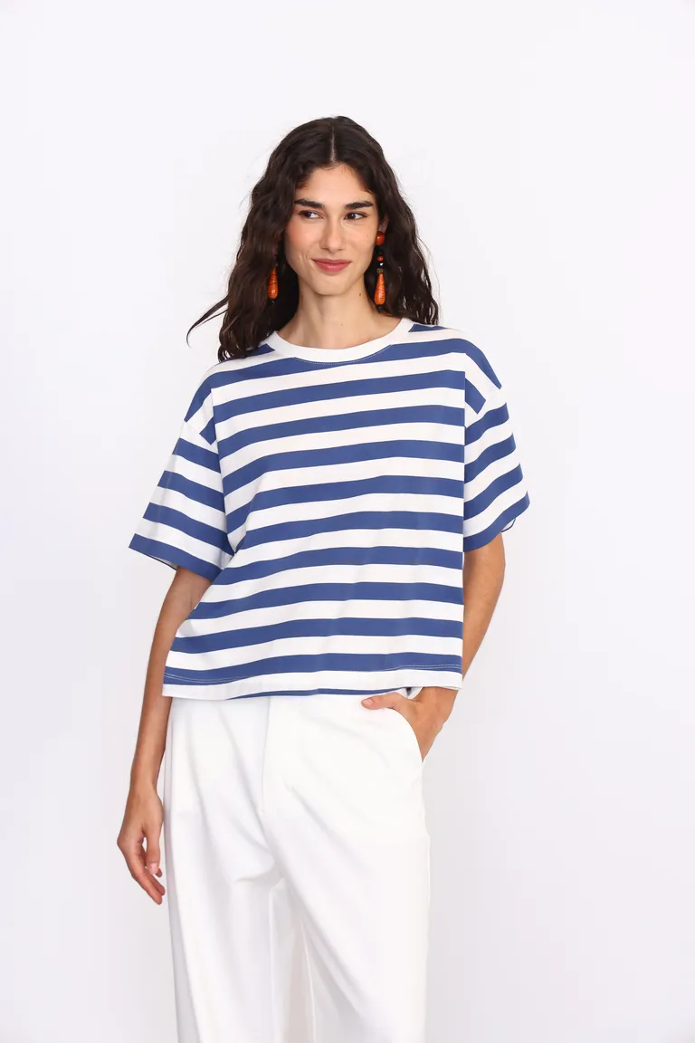 Remera rayada oversize de algodón con mangas enrollables de Yagmour en Remeras para argentina