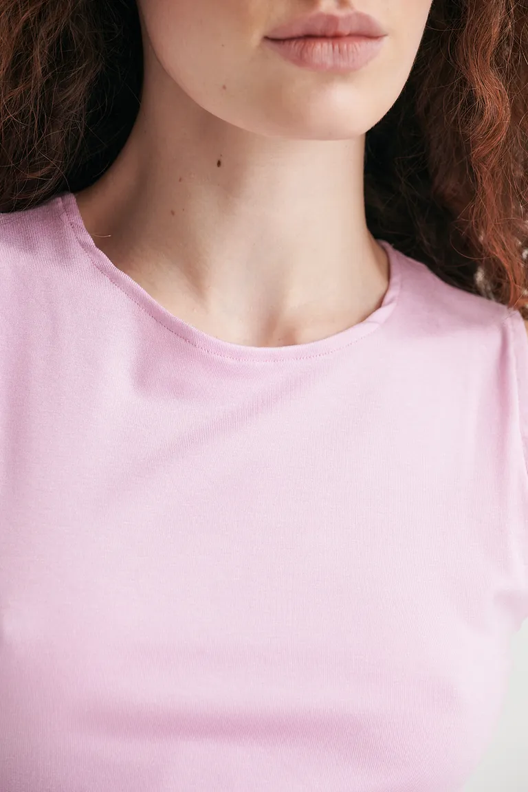 Top sin mangas de diseño clásico y ajuste cómodo de Sweet en Tops para argentina