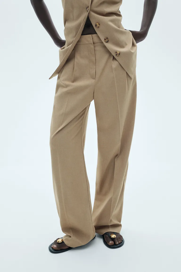 Pantalón recto pinzas de Mango en Pantalones para argentina