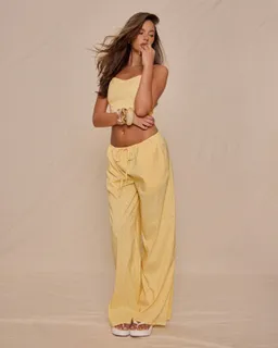 Pantalón cuadros pierna ancha de Musera en Pantalones para argentina