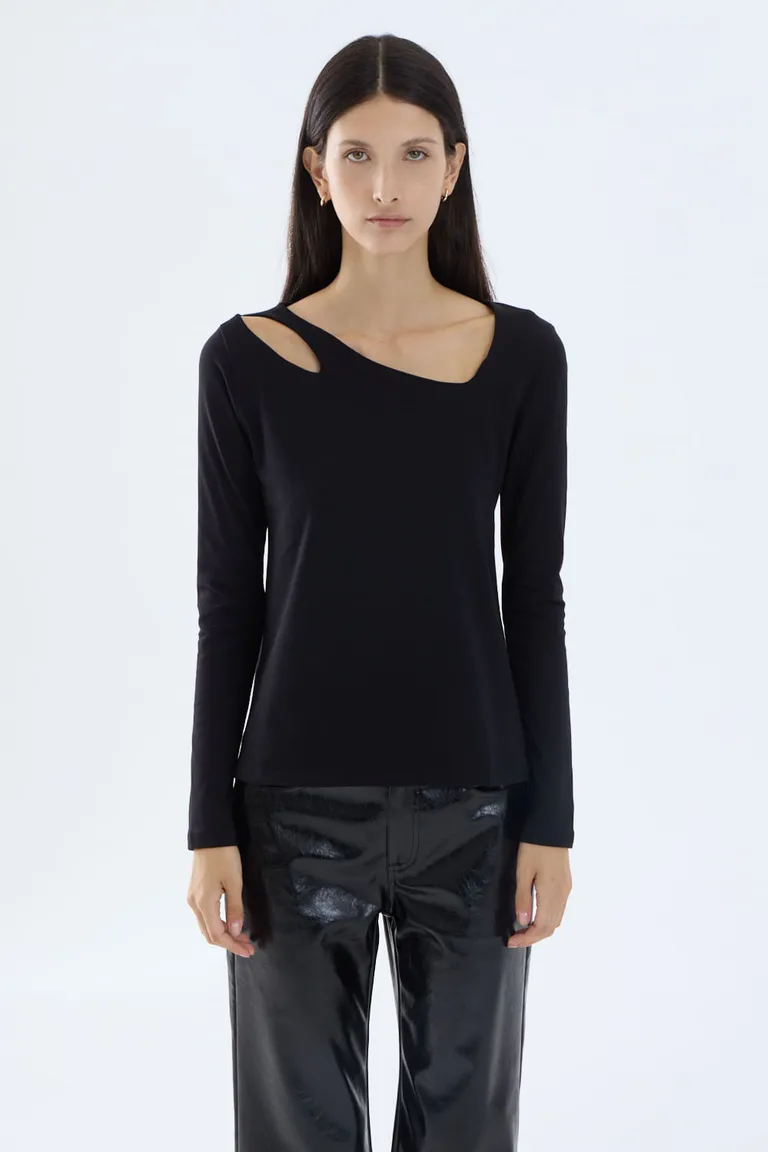 Remera de manga larga con escote cut out y ajuste al cuerpo de Portsaid en Remeras para argentina