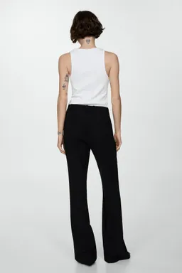 Pantalón acampanado traje de Mango en Pantalones para argentina