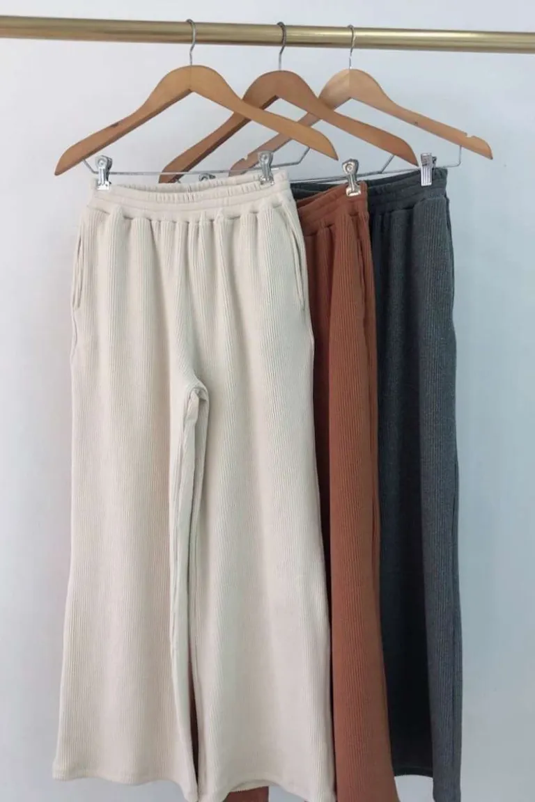 Pantalones palazzo amplios de Hesed en Pantalones para argentina