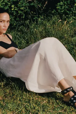 Sandalia cuero tachuelas de Mango en Sandalias para argentina